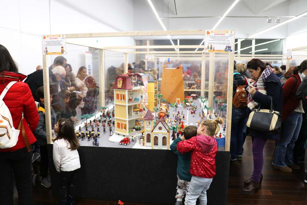 Més de 5.000 persones visiten l’exposició de Playmobil en el seu primer cap de setmana oberta al públic