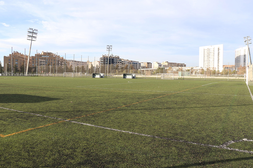 Els camps de futbol de Parc Central tindran una nova gespa artificial d’última generació