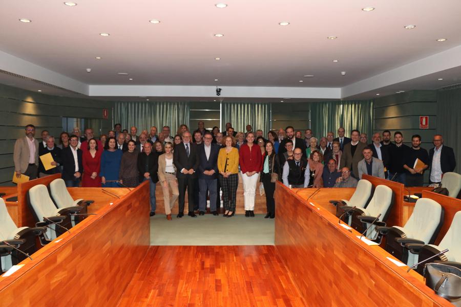 El Ayuntamiento de Torrent celebra el 40 aniversario de las primeras elecciones democráticas