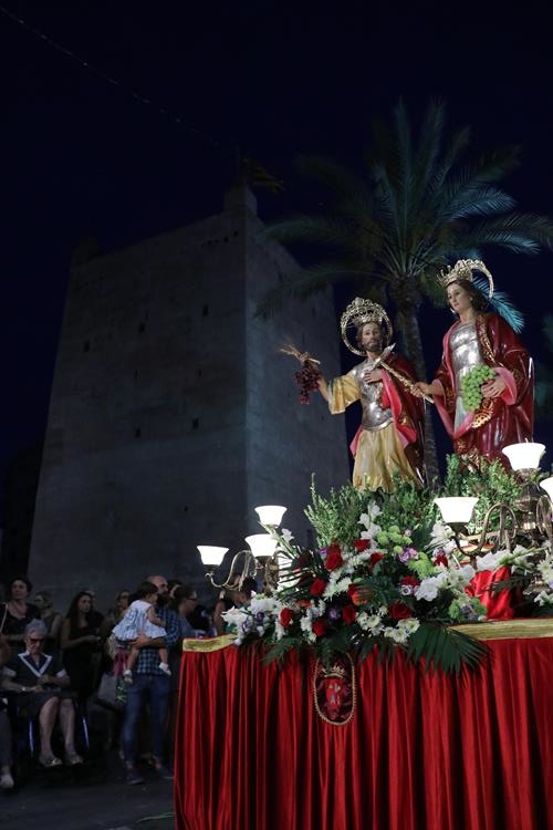 Torrent posa fi a les seues festes amb la missa i processó en honor als Sants Patrons, Abdó i Senén