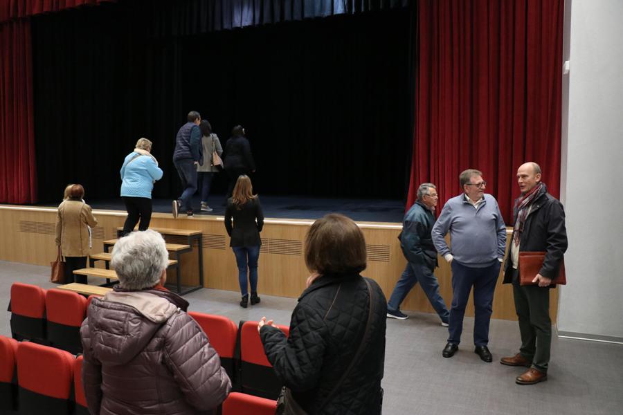 El Ayuntamiento de Torrent estrena un renovado y moderno salón de actos con una jornada de puertas abiertas