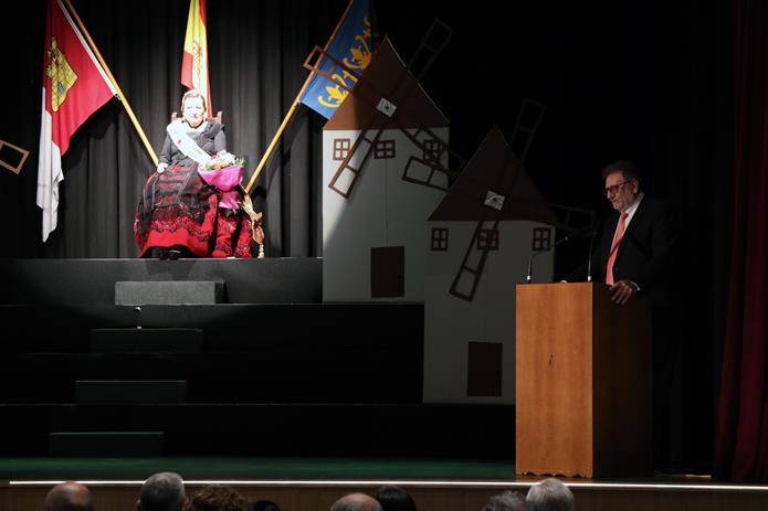 Felicia Rodríguez es coronada como Dulcinea de la asociación Castilla- La Mancha