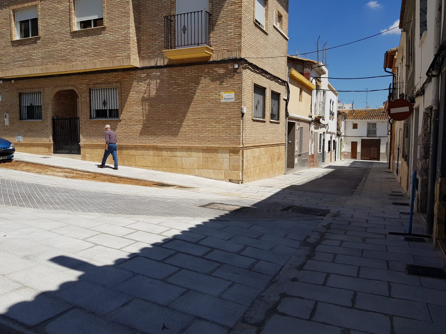 Torrent regenera y revitaliza la calle Sant Francesc convirtiéndola en una vía más accesible e integrada