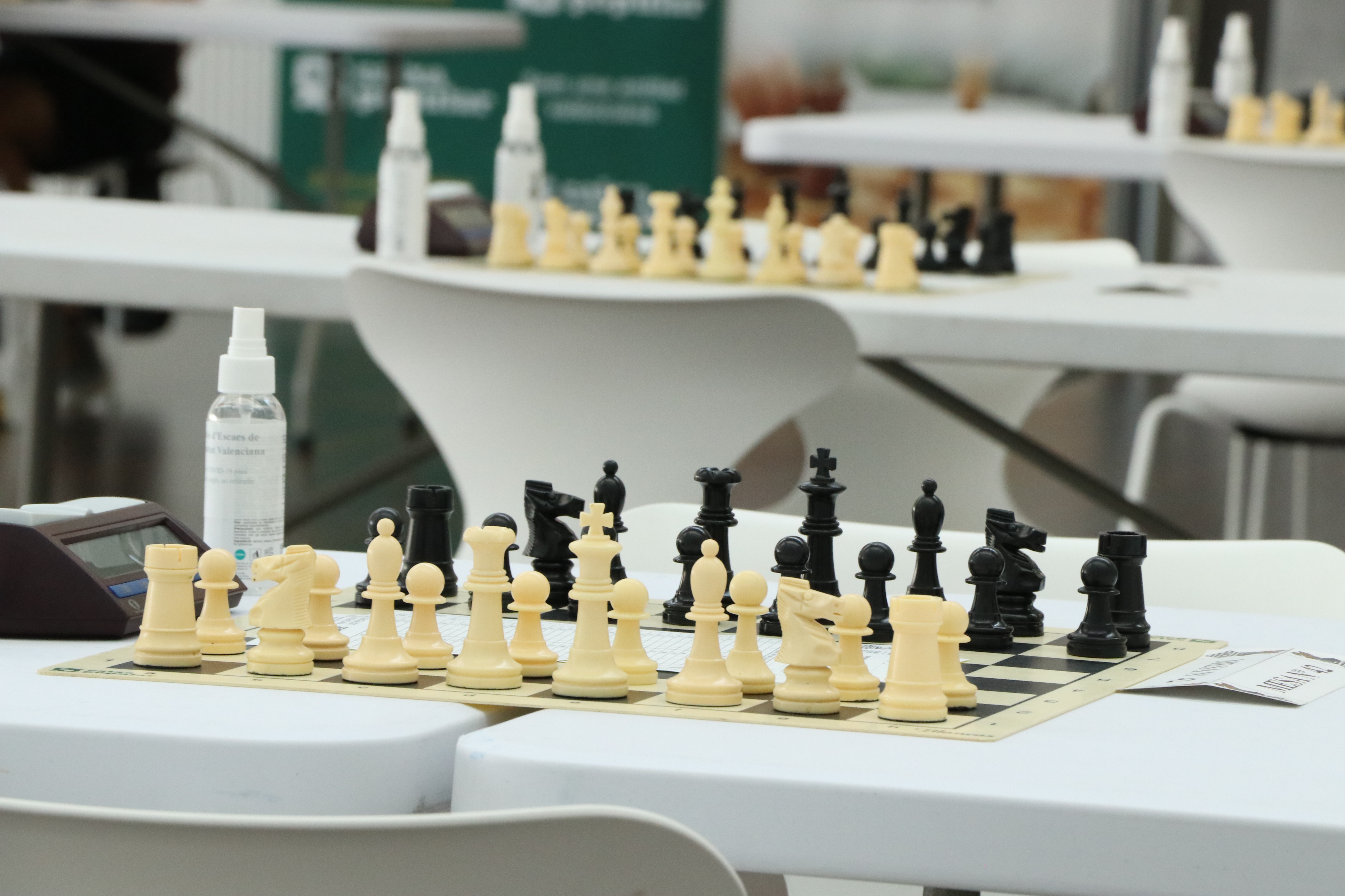 Torrent acull el Torneig Internacional d’Escacs en l’Antic Mercat