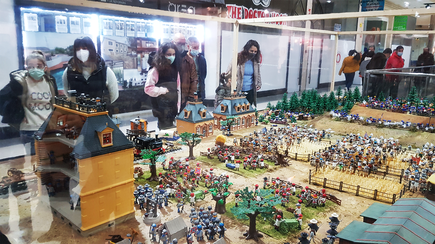 Més de 30.000 persones visiten l’exposició de Playmobil de Torrent