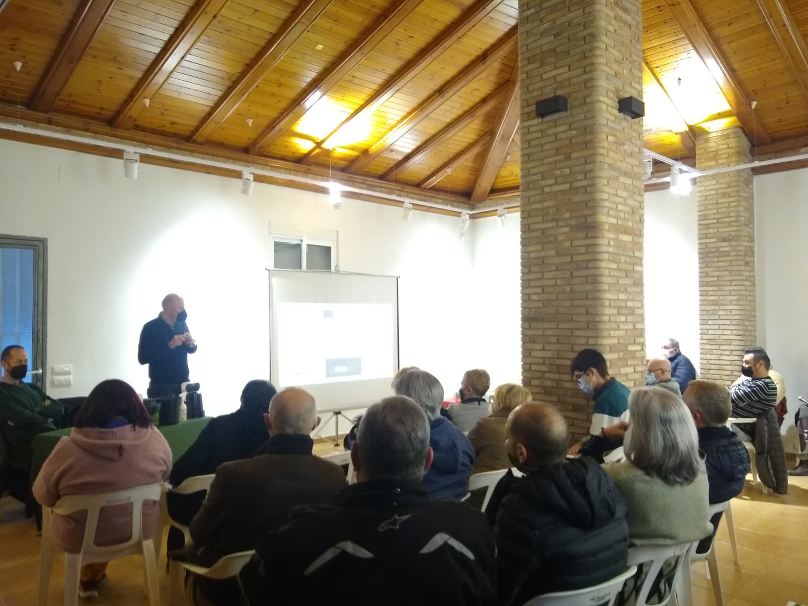 L’Ajuntament de Torrent celebra les primeres reunions per a explicar el projecte pioner de control del mosquit tigre en El Vedat